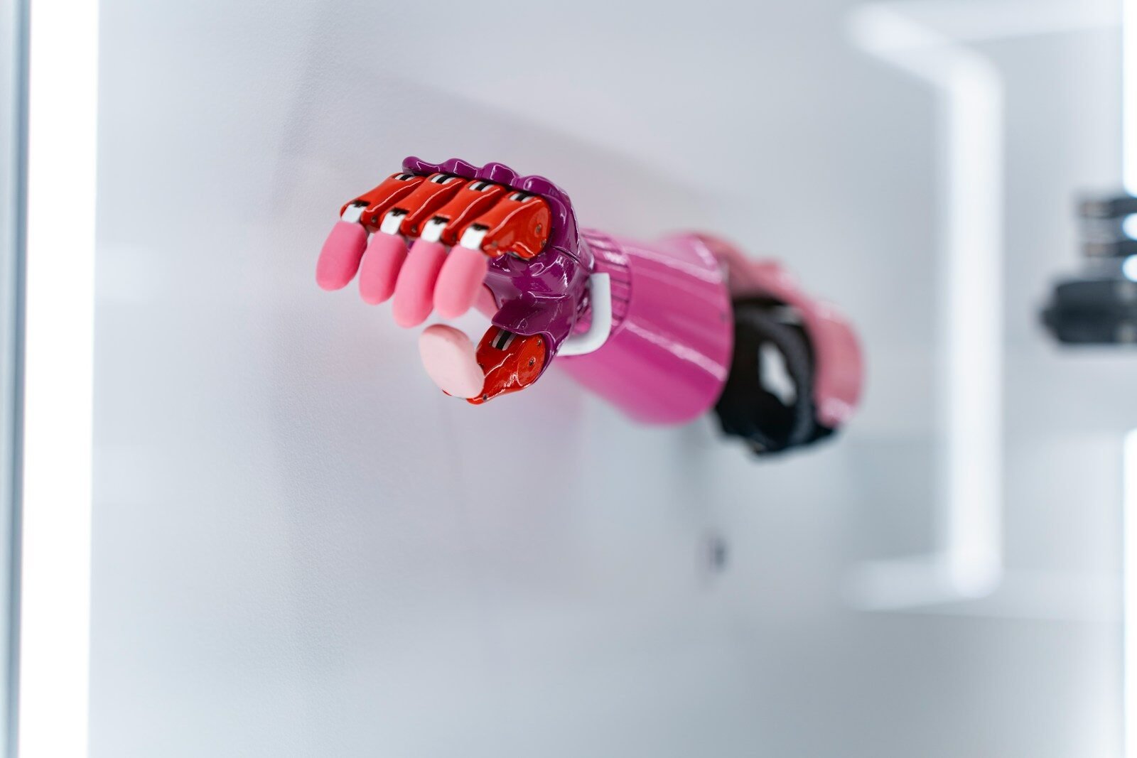 robotic toy hand